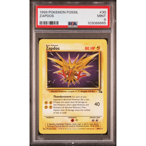 1999 POKEMON FOSSIL ZAPDOS 30/62 PSA 9