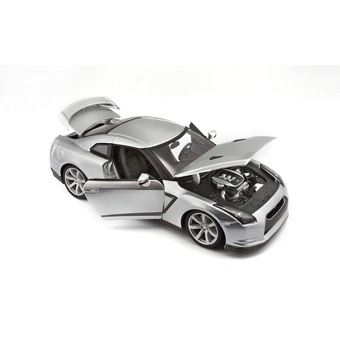 1:18 2009 Nissan GTR (R-35) Silver