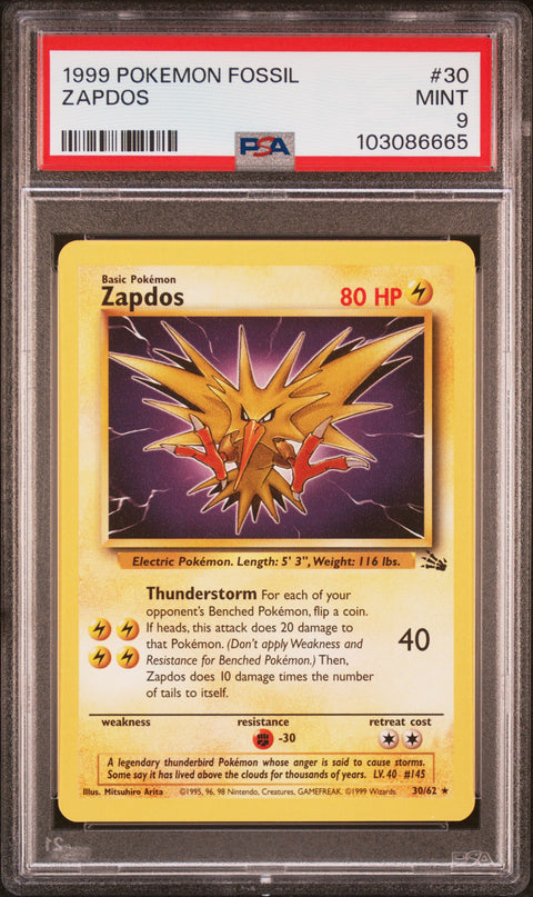 1999 POKEMON FOSSIL ZAPDOS 30/62 PSA 9